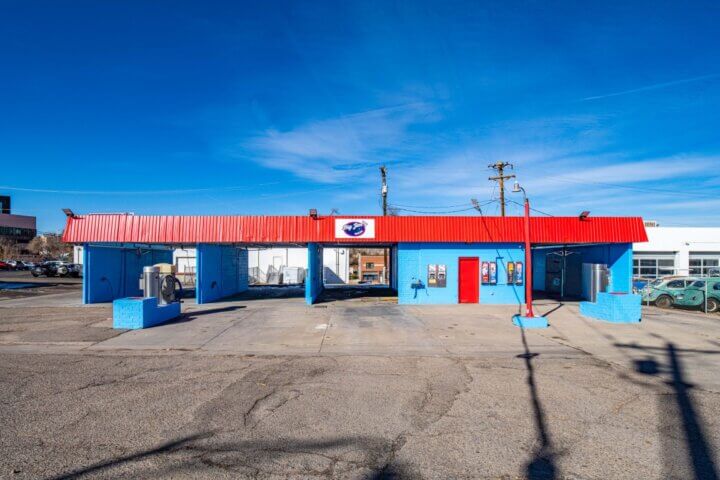 Big Jim's Car Wash On 621 S Main(2)