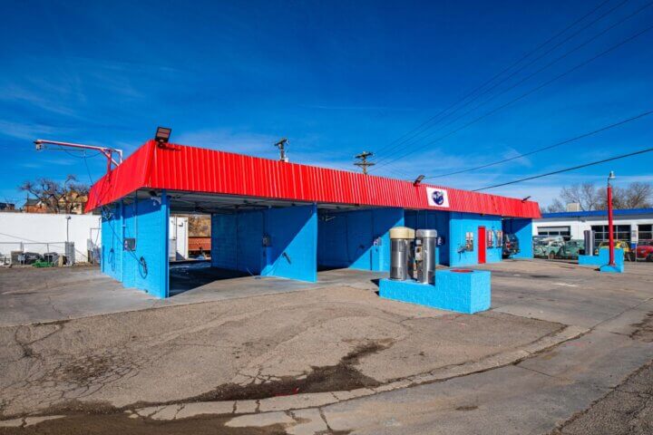 Big Jim's Car Wash On 621 S Main(5)