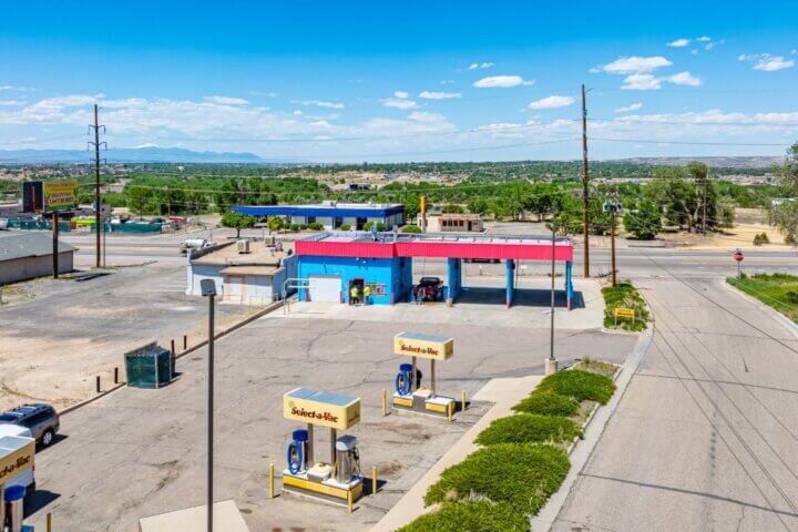 Big Jim's Wash At 1540 Sante Fe 24 (medium)