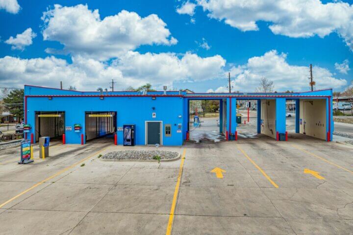 Big Jim's Wash On Broadway St. In Denver, Co 18