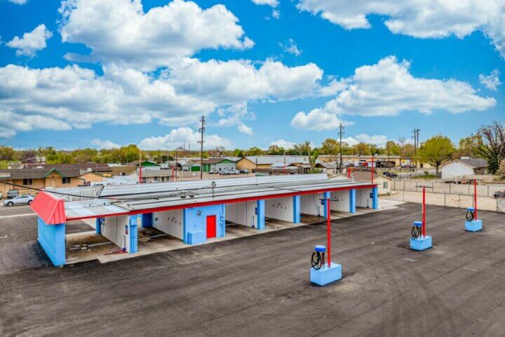 Big Jim's Wash On Prairie Ave. In Denver, Co 23